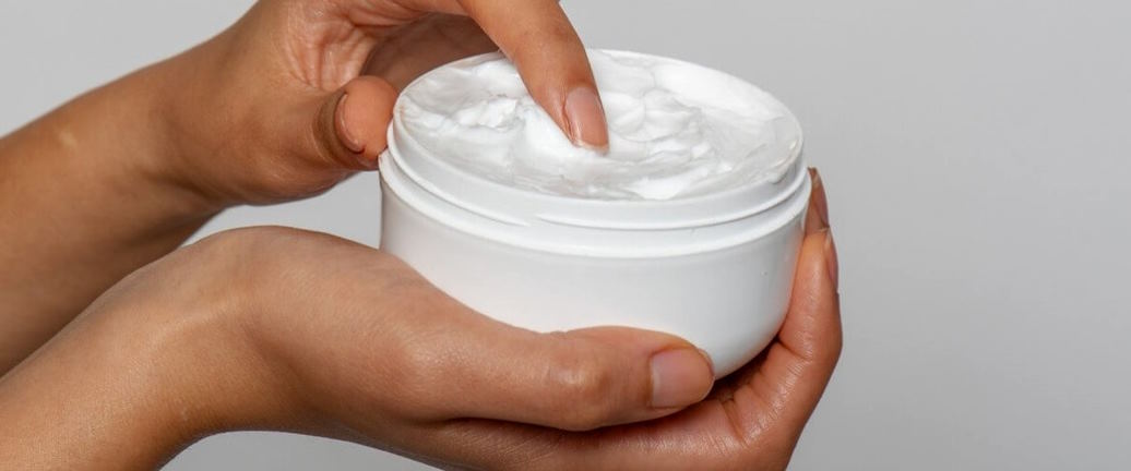 Day Cream vs. Night Cream: Understanding Their Unique Roles in Skincare